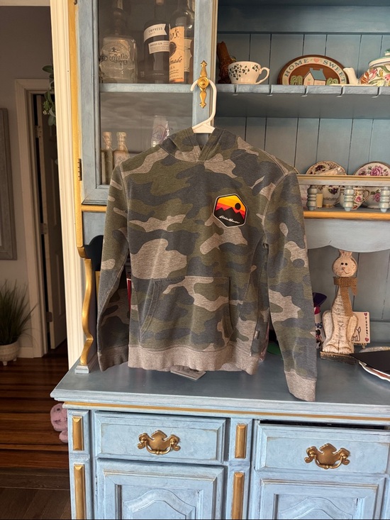 Eddie Bauer Other - Eddie Bauer boys Camo Crewneck Sweatshirt - Olive Gray